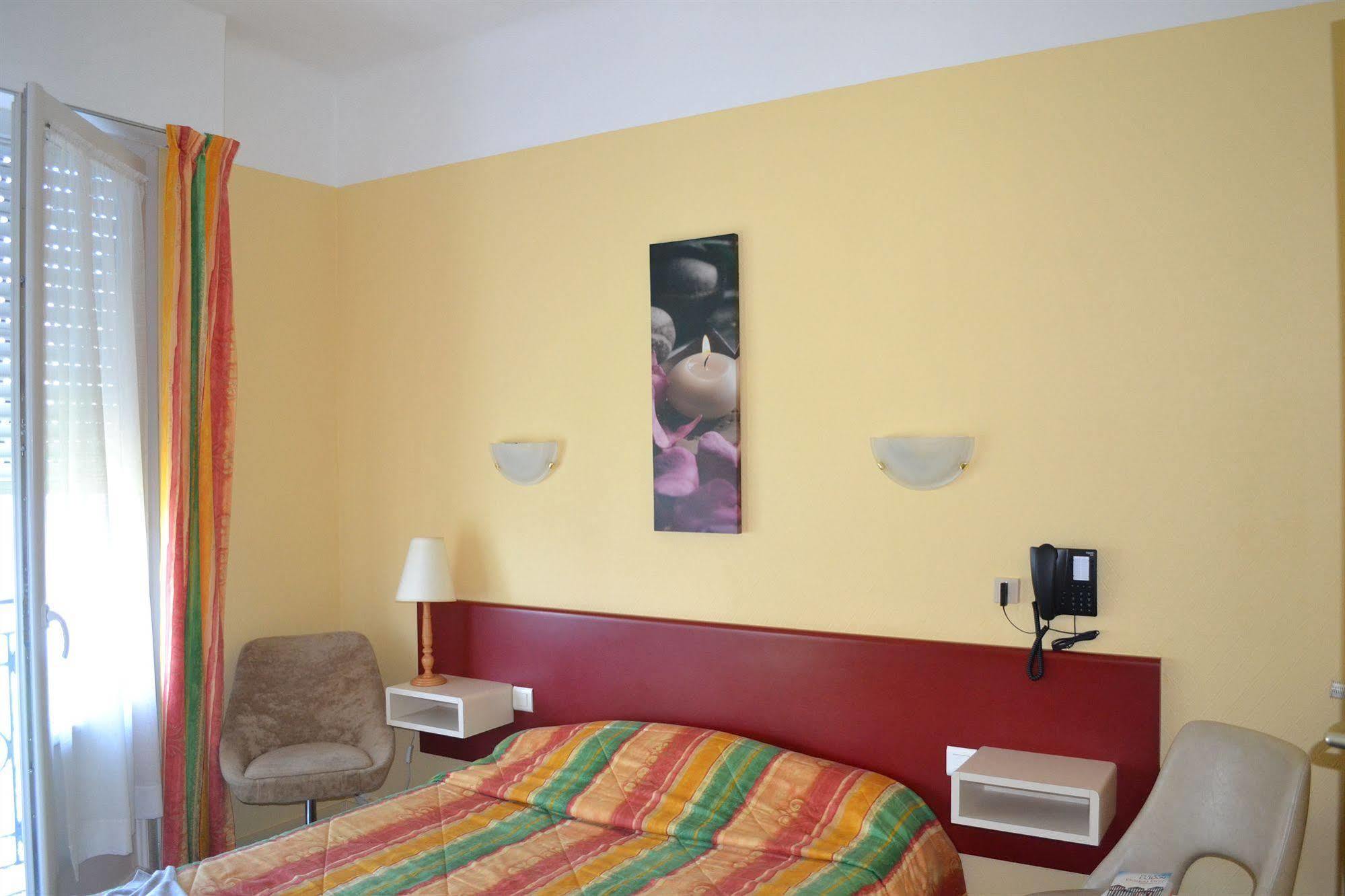 Hotel Le Bretagne Saint-Nazaire  Luaran gambar