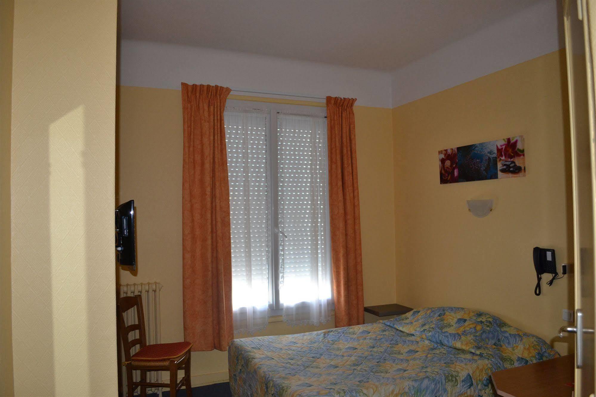 Hotel Le Bretagne Saint-Nazaire  Luaran gambar